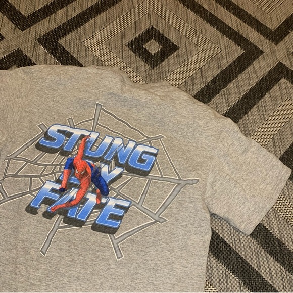 2004 Spider-Man 2 Stung By Fate Tee - Picture 2 of 3